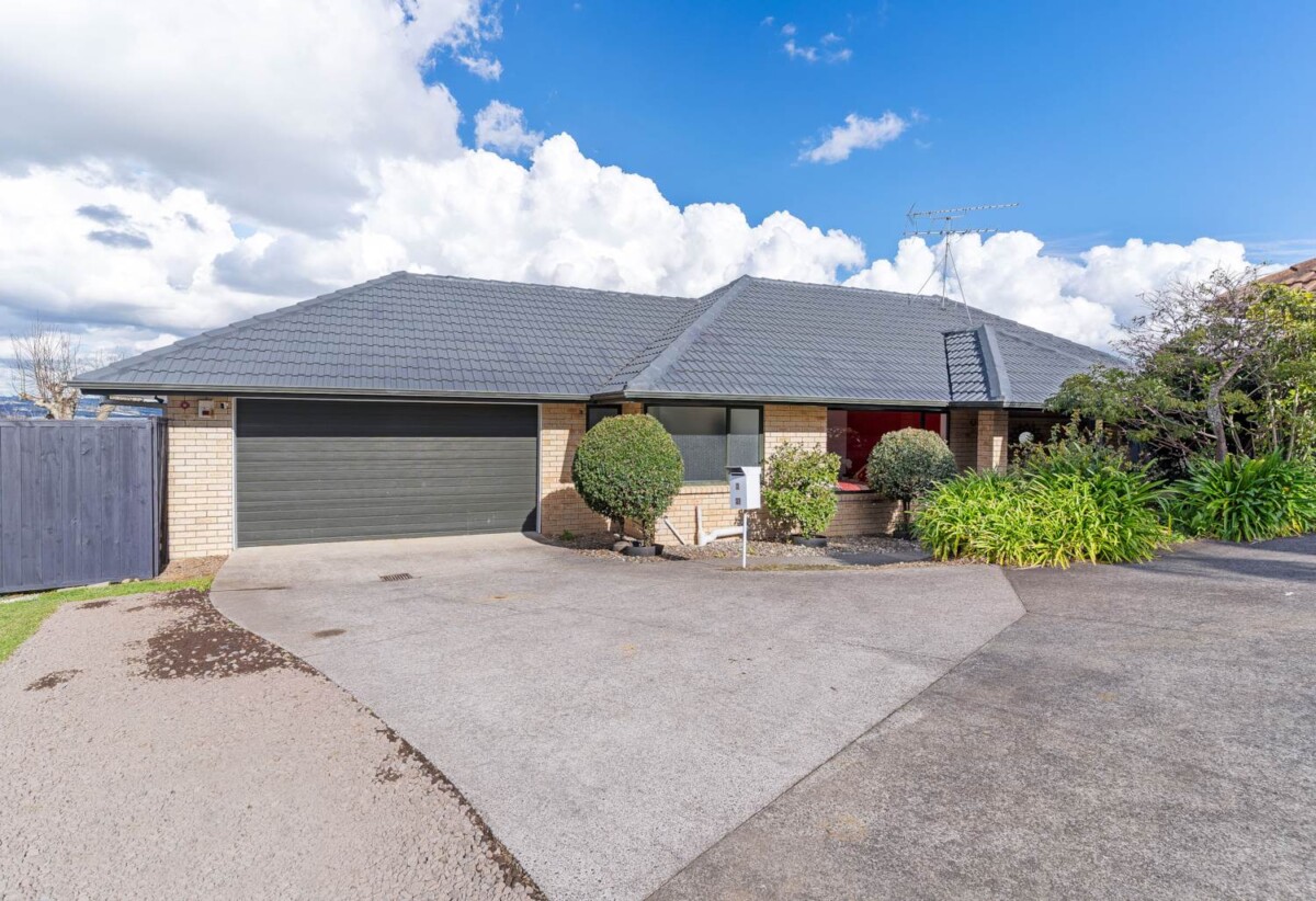 2/21 Stratford Road, Alfriston, Auckland