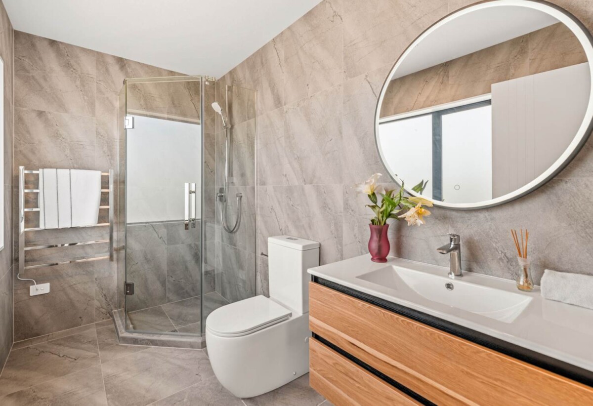 12D Angelo Avenue, Howick, Auckland