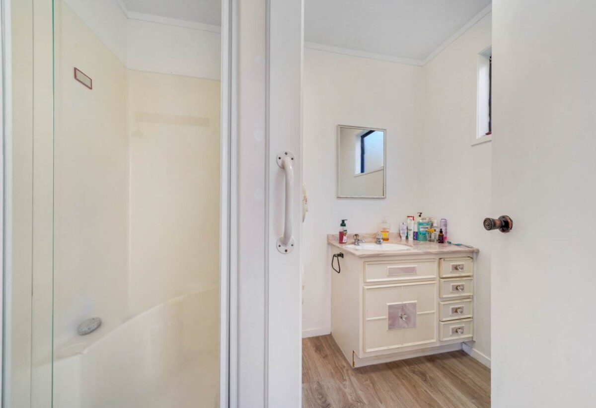 2 Triton Avenue, Mt Albert, Auckland