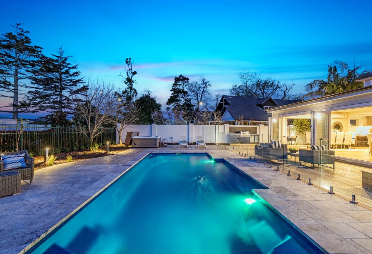 Luxurious Resort-Style Family Oasis, 19 Oak Manor Drive, Albany, Auckland