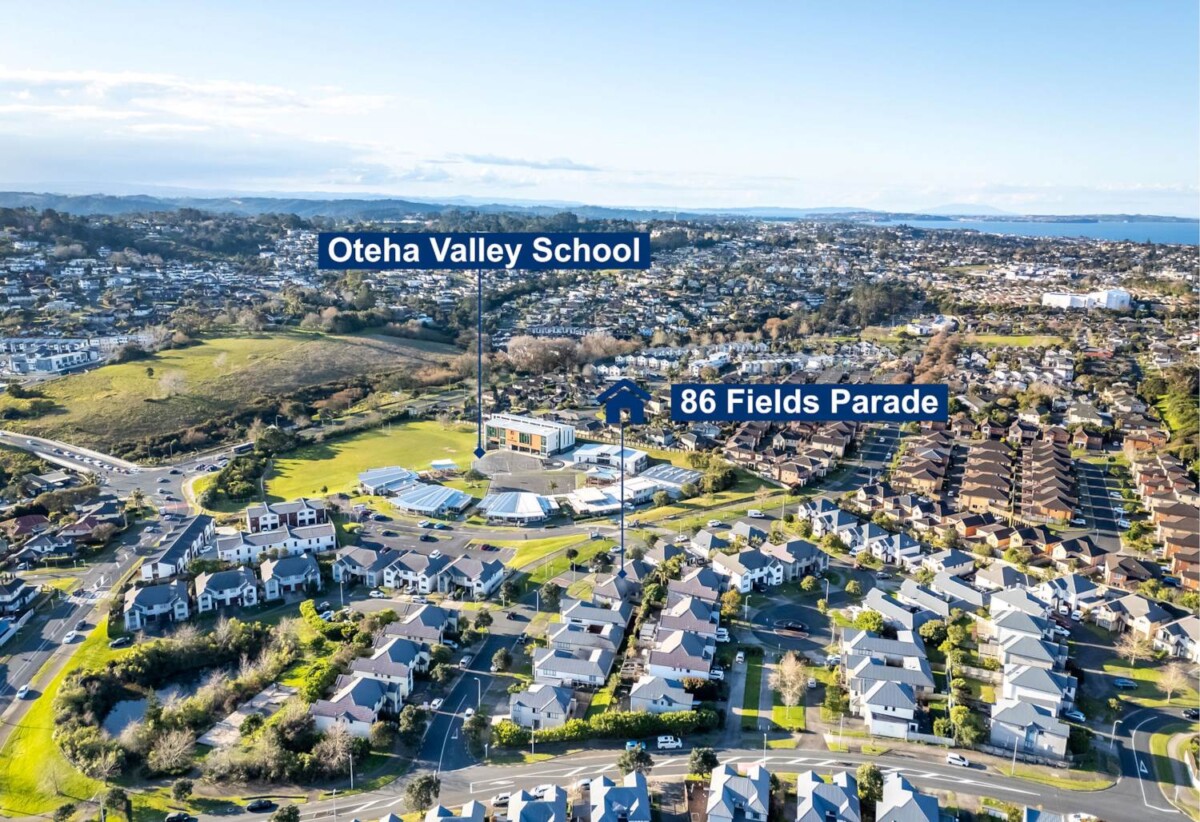Rangitoto Zone & Renovated, 86 Fields Parade, Albany, Auckland