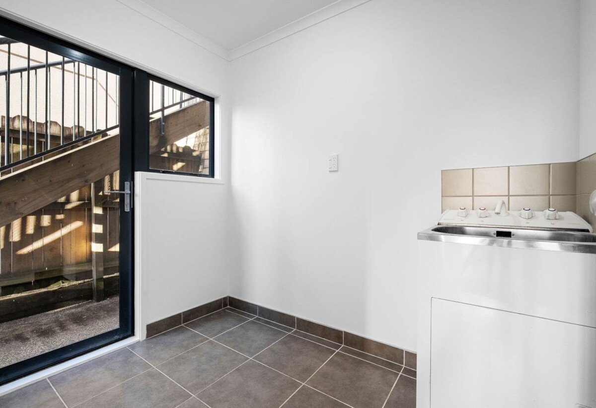 Rangitoto Zone & Renovated, 86 Fields Parade, Albany, Auckland