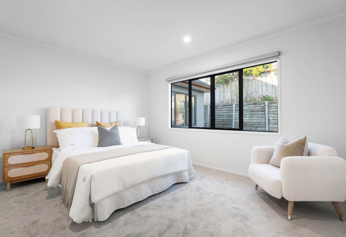 Rangitoto Zone & Renovated, 86 Fields Parade, Albany, Auckland