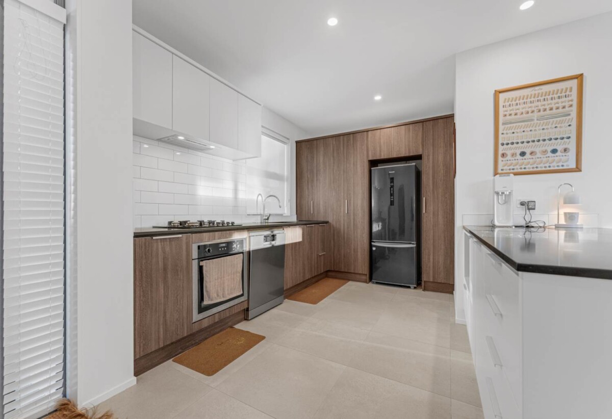 16 Magnetite Lane, Flat Bush, Auckland