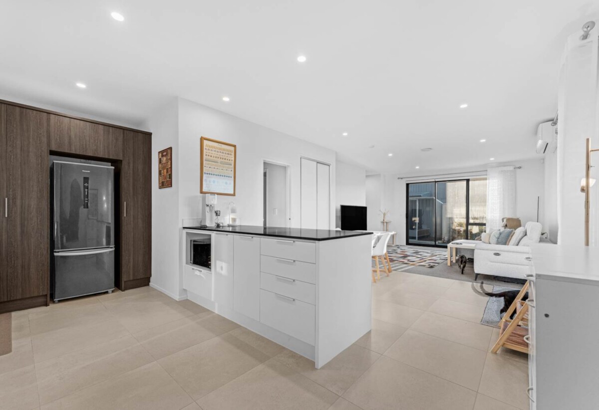 16 Magnetite Lane, Flat Bush, Auckland