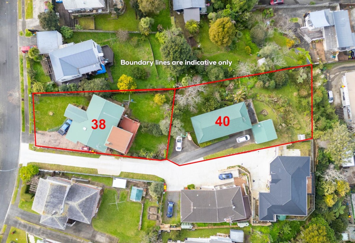 3 beds 2 bath house on 1141m2 section, Zoned for Edgewater College, Riverhills School and Pakuranga Intermediate, and situated close to local amenities, shopping centres, parks and public transport, 40 Ellesmere Crescent, Pakuranga Heights, Auckland