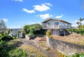 Extra Large 1,558m² Hilltop Gem, 13 Chatsworth Crescent, Pakuranga Heights, Auckland