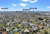 Extra Large 1,558m² Hilltop Gem, 13 Chatsworth Crescent, Pakuranga Heights, Auckland