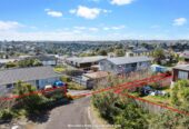 Extra Large 1,558m² Hilltop Gem, 13 Chatsworth Crescent, Pakuranga Heights, Auckland