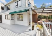 SPACIOUS FAMILY HOME – 4 Beds & 3 Bathrooms & DG, 1/5 Halder Place, Torbay, Auckland