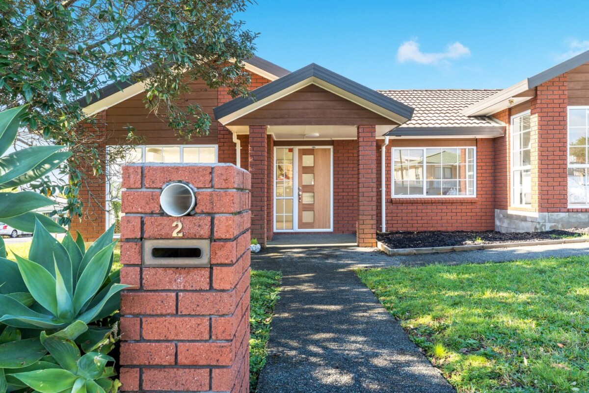 2 Diana Place, Ranui, Auckland