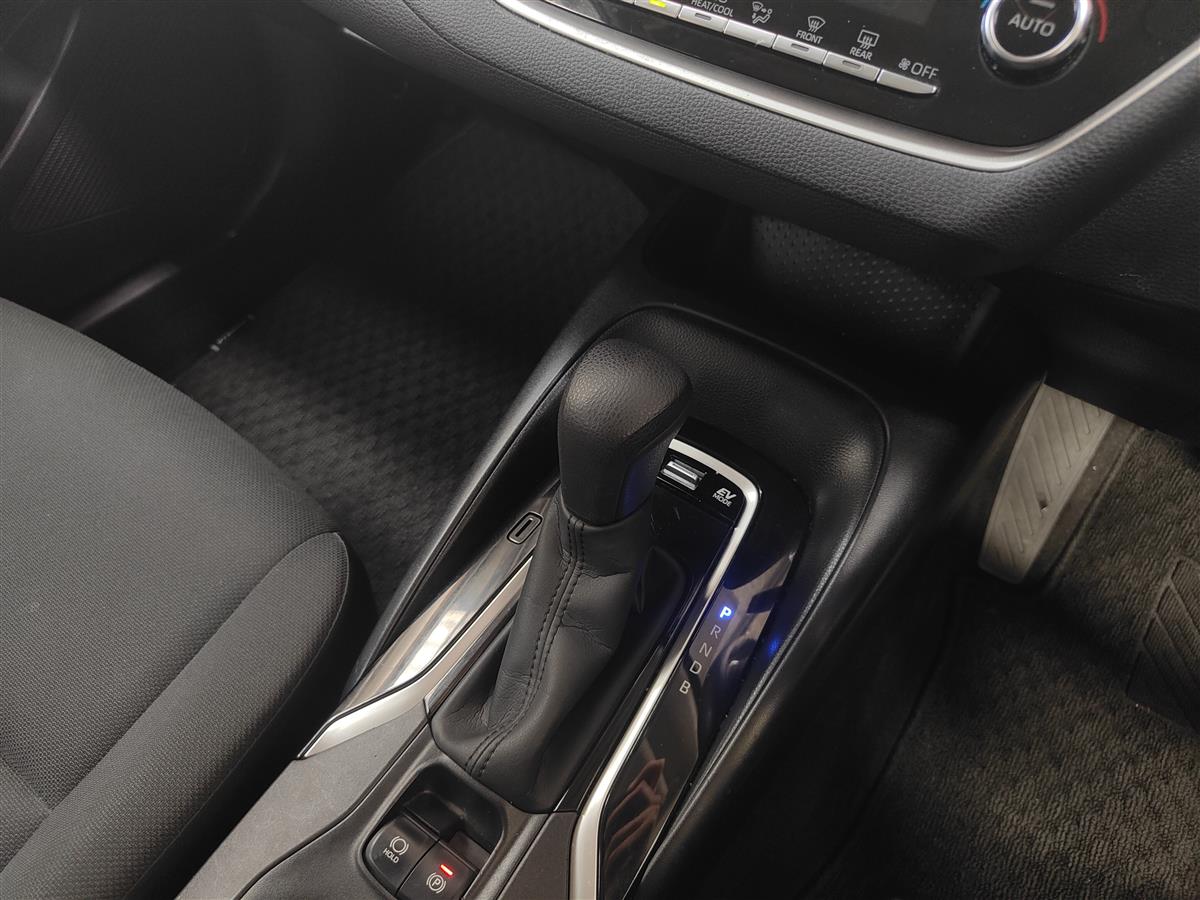 2019 Toyota Corolla HYBRID TOURING GX/ Station Wagon Automatic, 5 seats, Petrol, 1,800 cc, 138,825 km