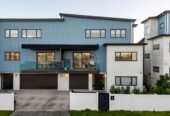 Priced under CV , 191m2 4 beds 3 baths house with garage, Centrally located – easy access to shops, public transport, parks, and amenities, 2/2 Marion Avenue, Mount Roskill, Auckland