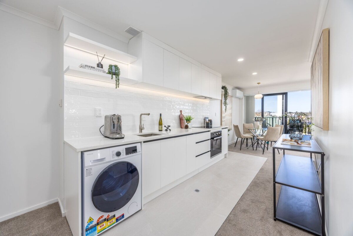 Renovated, 3Y/1 Wadier Place, Henderson, Auckland