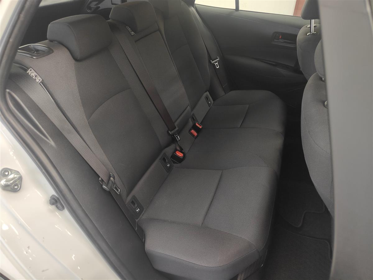 2019 Toyota Corolla HYBRID TOURING GX/ Station Wagon Automatic, 5 seats, Petrol, 1,800 cc, 138,825 km