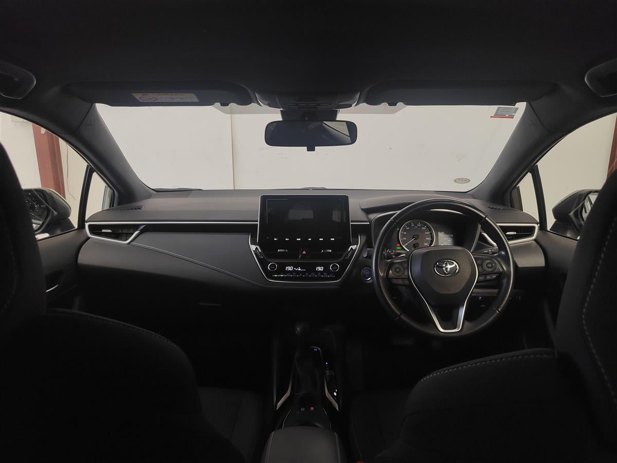 2018 Toyota Corolla HYBRID G PACKAGE, Hatchback Automatic, 1,800 cc, 5 seats, 77,766 km