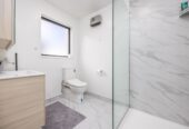 11/10 Fathom Place, Te Atatu Peninsula, , Auckland