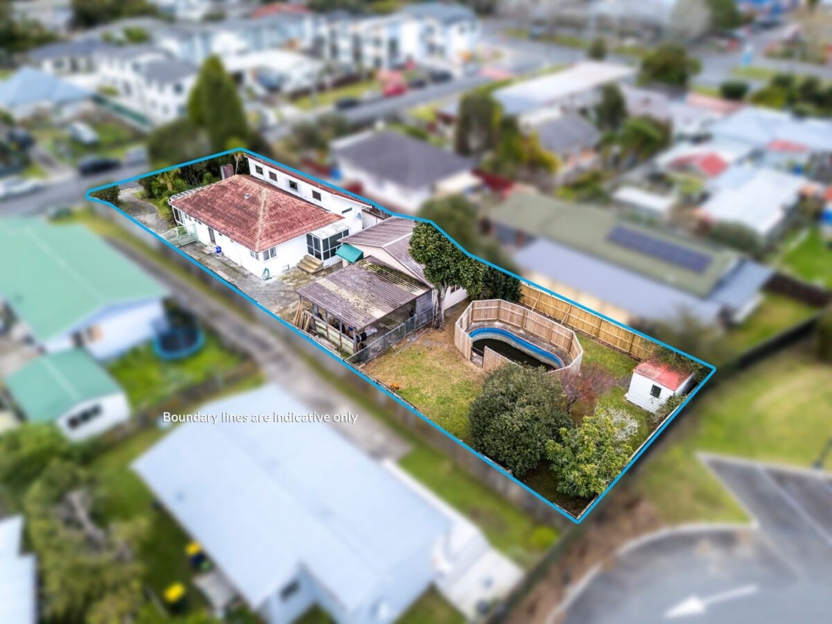 6 Edwards Avenue, Henderson, Auckland