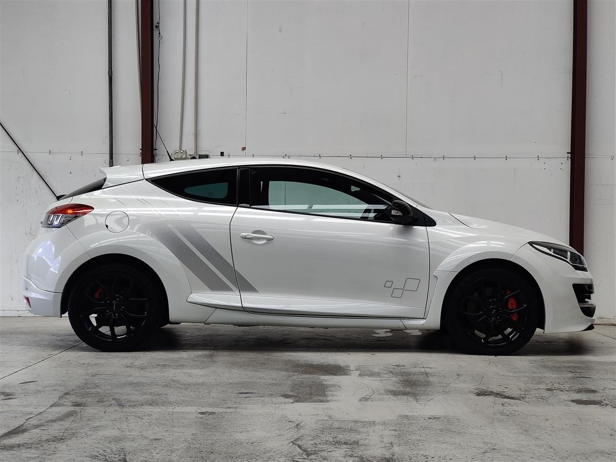 2017 Renault Megane RS/FINAL EDITION 273/6SPEED/TURBO Hatchback Manual, 5 seats, Petrol, 2,000 cc, 97,950 km