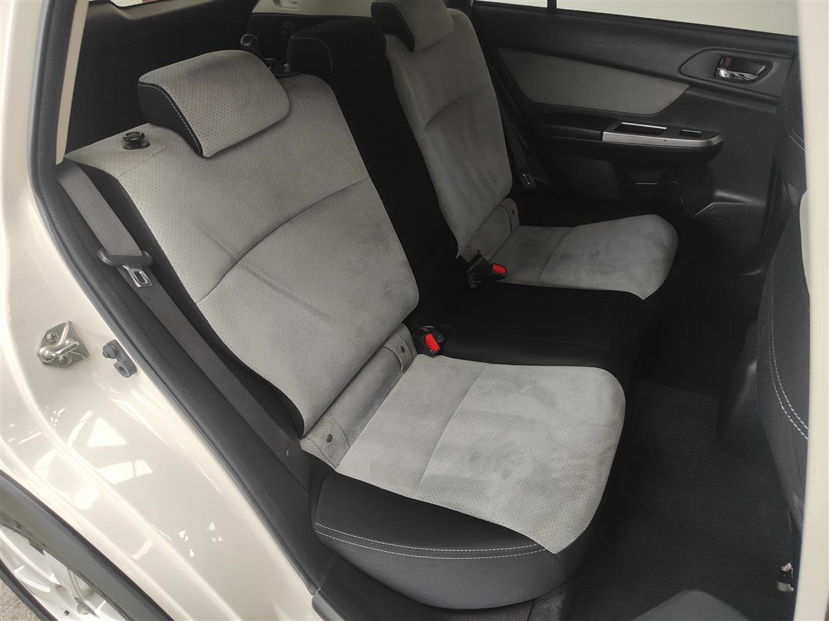 2014 Subaru XV HYBRID/AWD/REVERSE CAMERA/ Hatchback Automatic, 5 seats, Petrol, 2,000 cc, 101,932 km