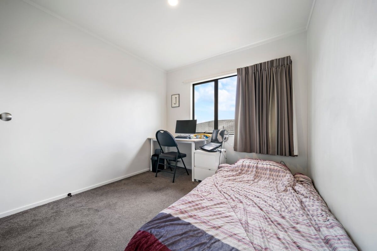 Must Sell – Owner Says Present All Offers, 2/109 Target Road, Totara Vale, Auckland