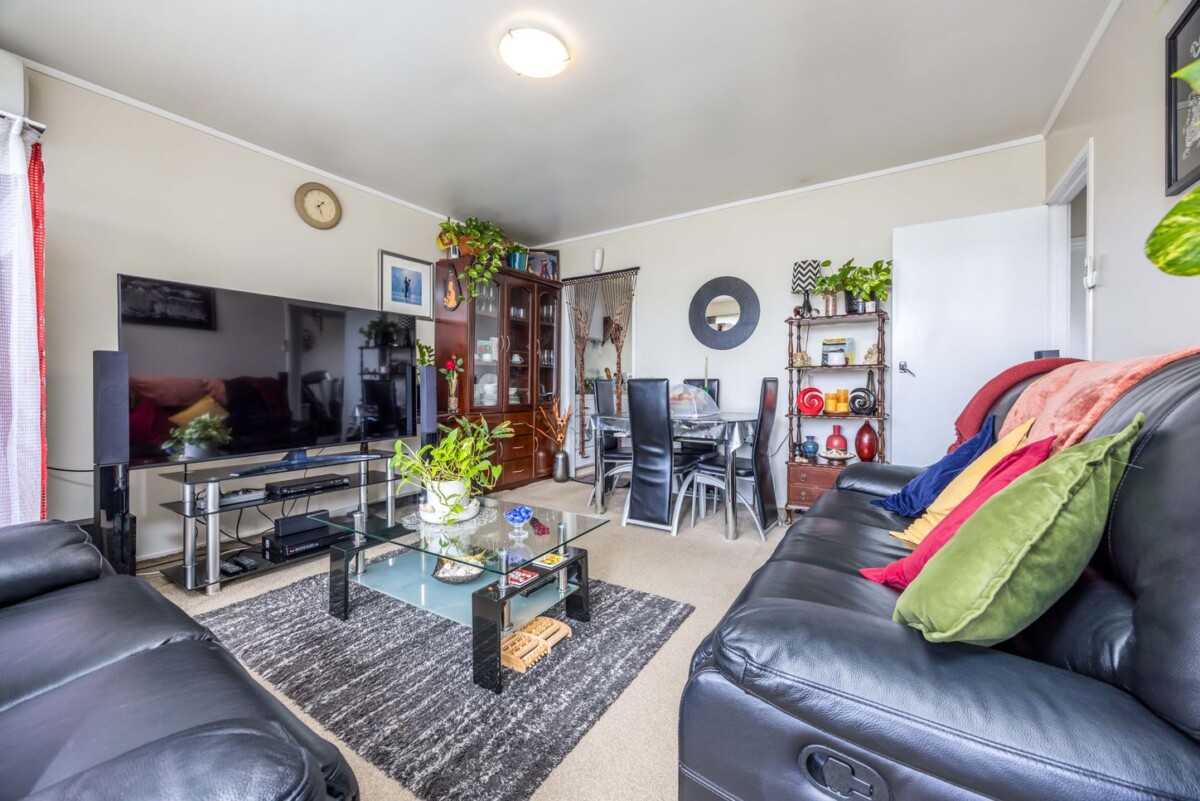 Long Held Family Trust Liquidates Assets, 1 to 4/105 Pilkington Road, Panmure, Auckland