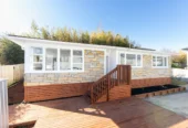 Move-in ready, RENOVATED standalone 3 beds 1.5 baths house on 290m2 section, close to schools, shops and public transport, 26A Jamaica Place, Blockhouse Bay, Auckland