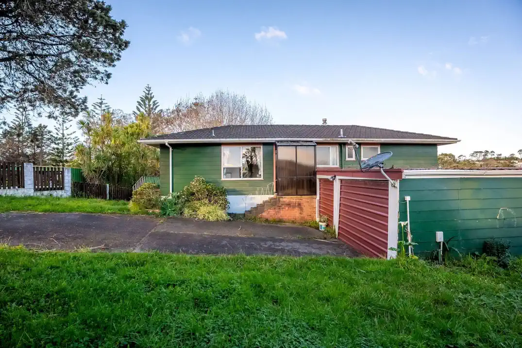 106 Sycamore Drive, Sunnynook, Auckland