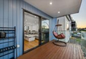 Priced under CV , 191m2 4 beds 3 baths house with garage, Centrally located – easy access to shops, public transport, parks, and amenities, 2/2 Marion Avenue, Mount Roskill, Auckland