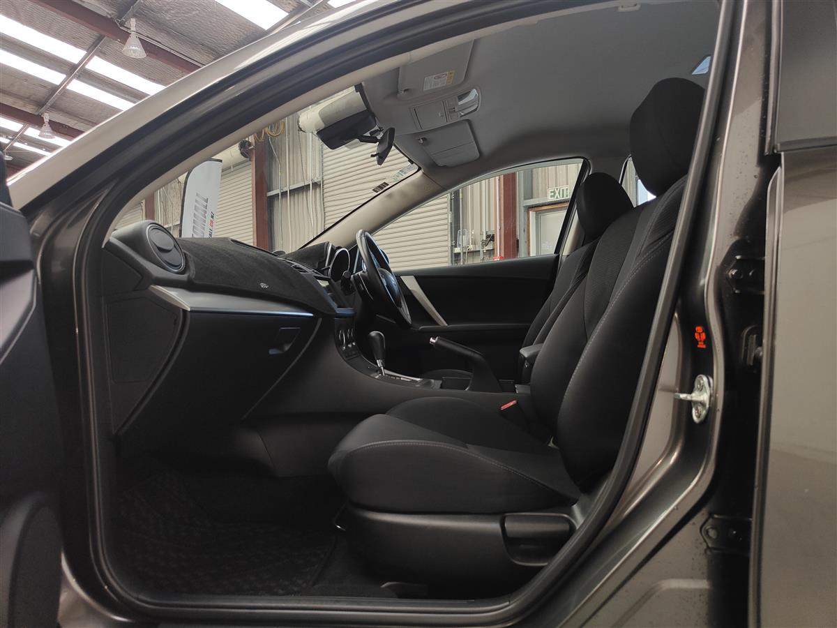 2009 Mazda Axela 20S/PADDLE SHIFTER, REVERSE CAMERA Hatchback Automatic, Petrol, 5 seats, 78,342 km