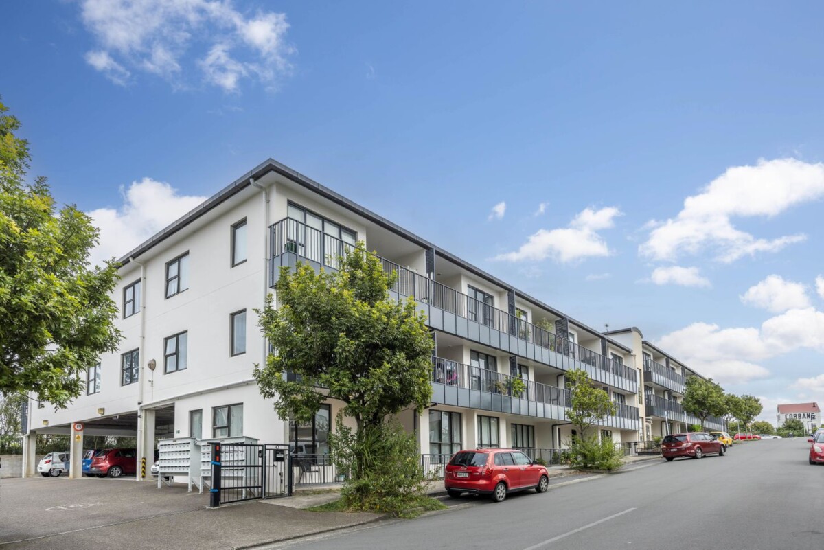 Renovated, 3Y/1 Wadier Place, Henderson, Auckland