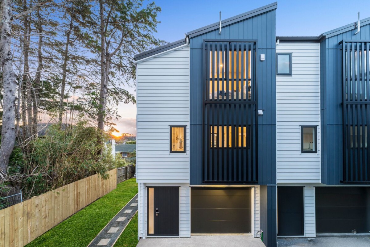 14DEF & 16EF Geordie Street, Henderson, Auckland
