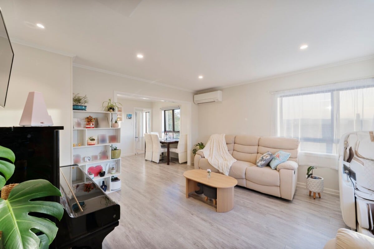 After 14 Wonderful Years, Time To Pass The Keys, 121 Tiverton Road, New Windsor, Auckland
