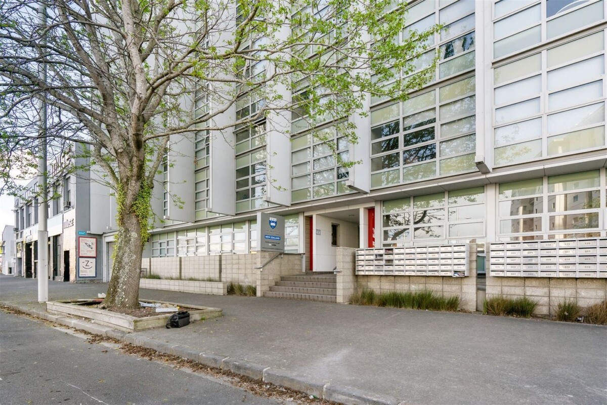 717/133 Beach Road, Auckland Central, Auckland