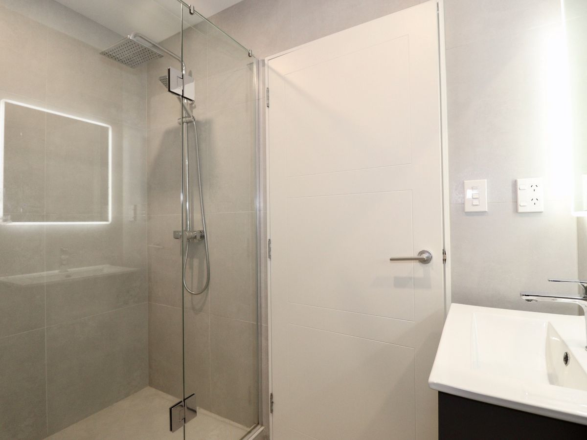 For rent, 4 bedrooms 3 bathrooms house, 3C Wilbur Place, Sunnyhills, Auckland, Available from 18 August 2025