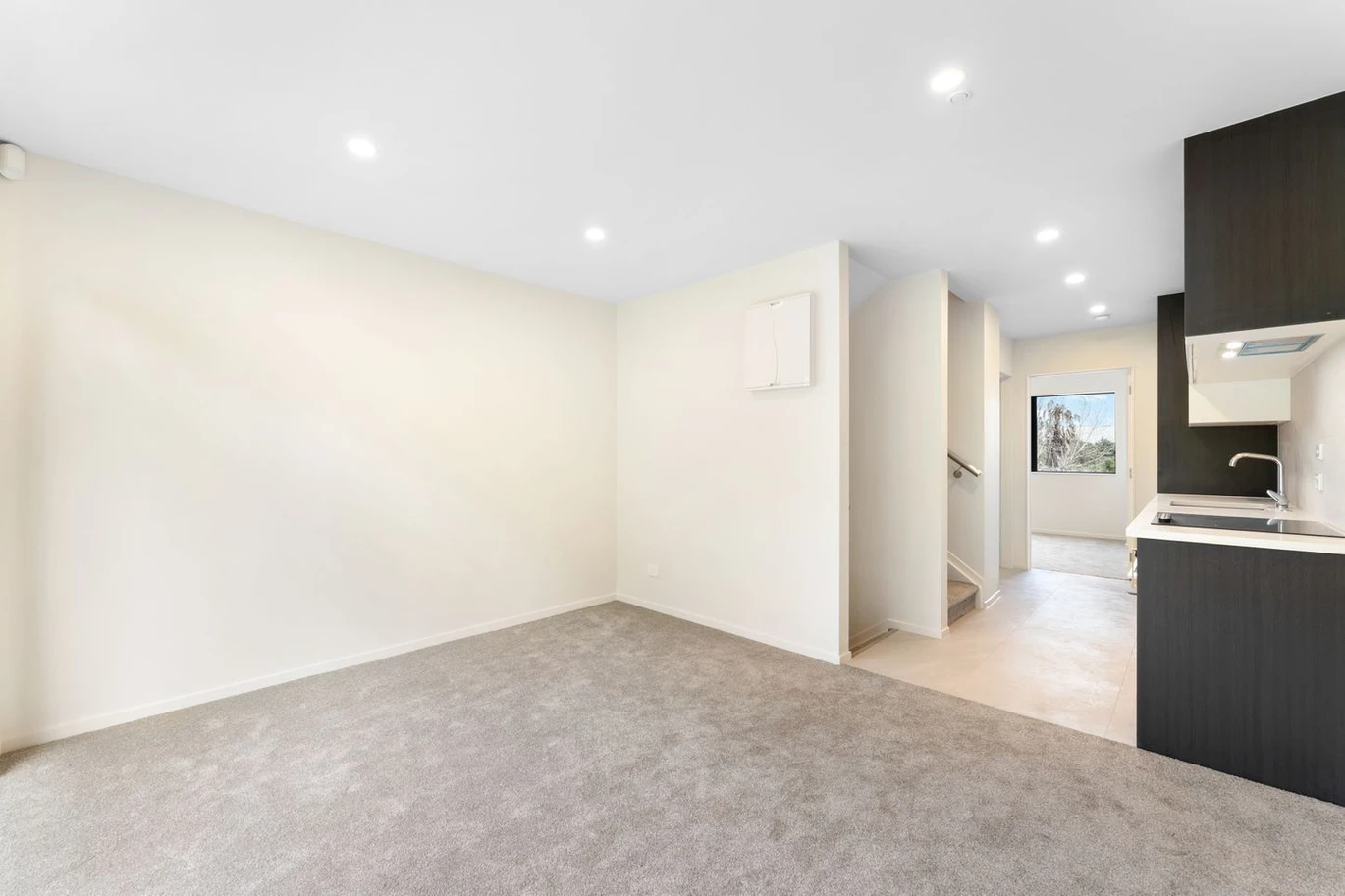 Brand New 3 beds 2 baths home with garage and backyard, Just steps from the train station and bus stops, Close to malls, schools and amenties, 3/11 Seymour Road, Sunnyvale, Auckland