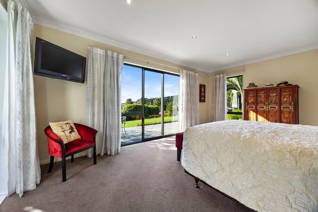 Your Hidden Luxury Lifestyle Paradise Awaits, 28 Macwhinney Drive, Drury, Auckland