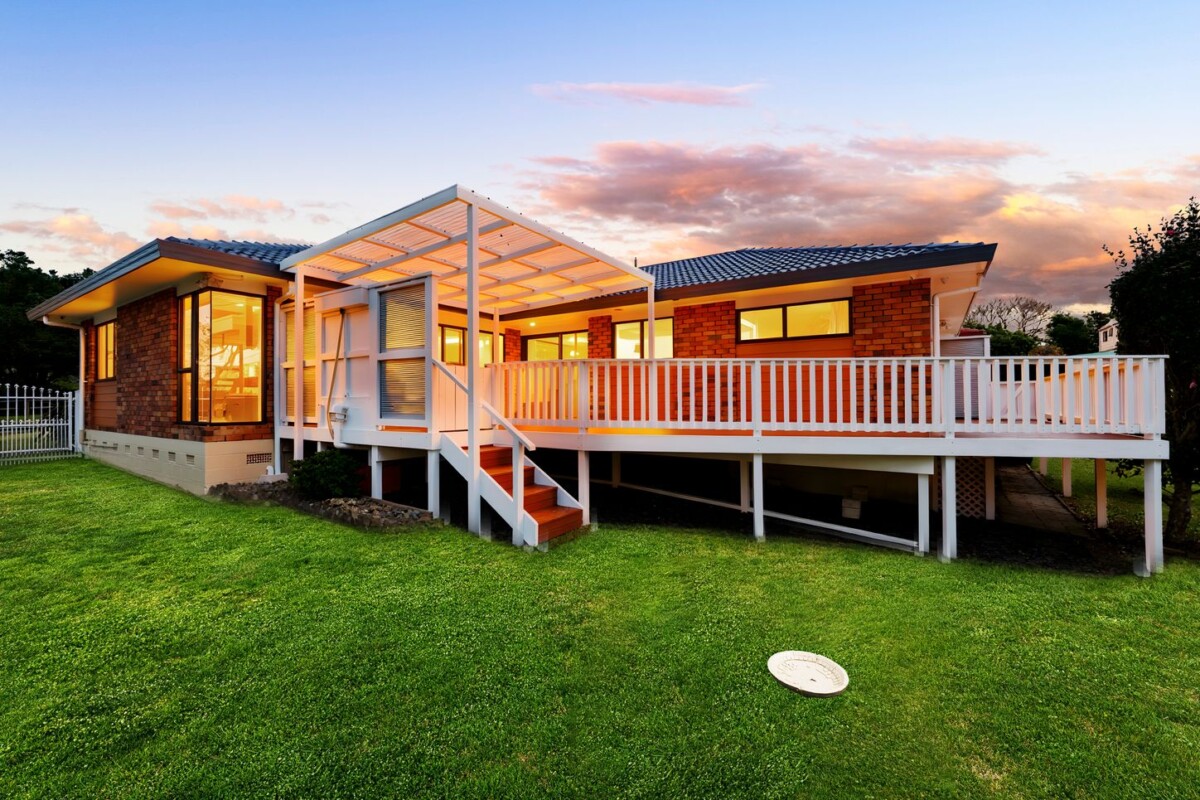 14 Rhinevale Close, Henderson, Auckland