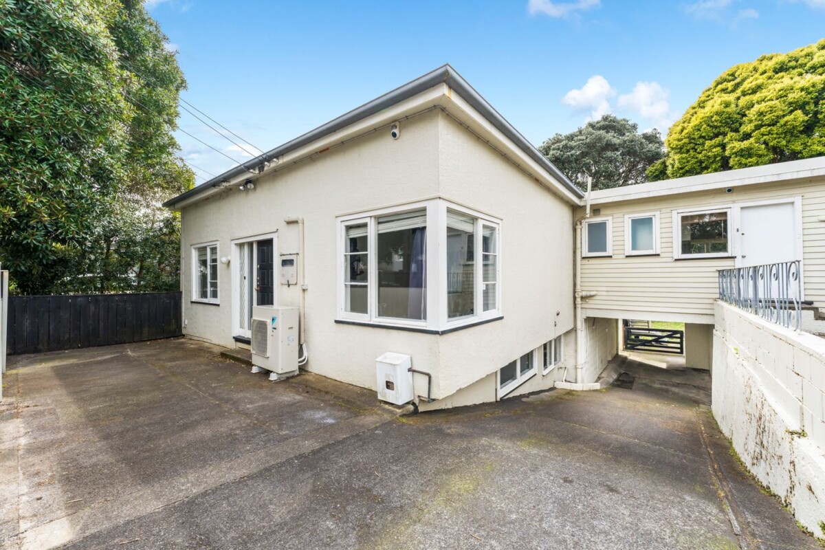 Eden Park Do-Up: Home & Income Goldmine, 12 Royal Terrace, Sandringham, Auckland
