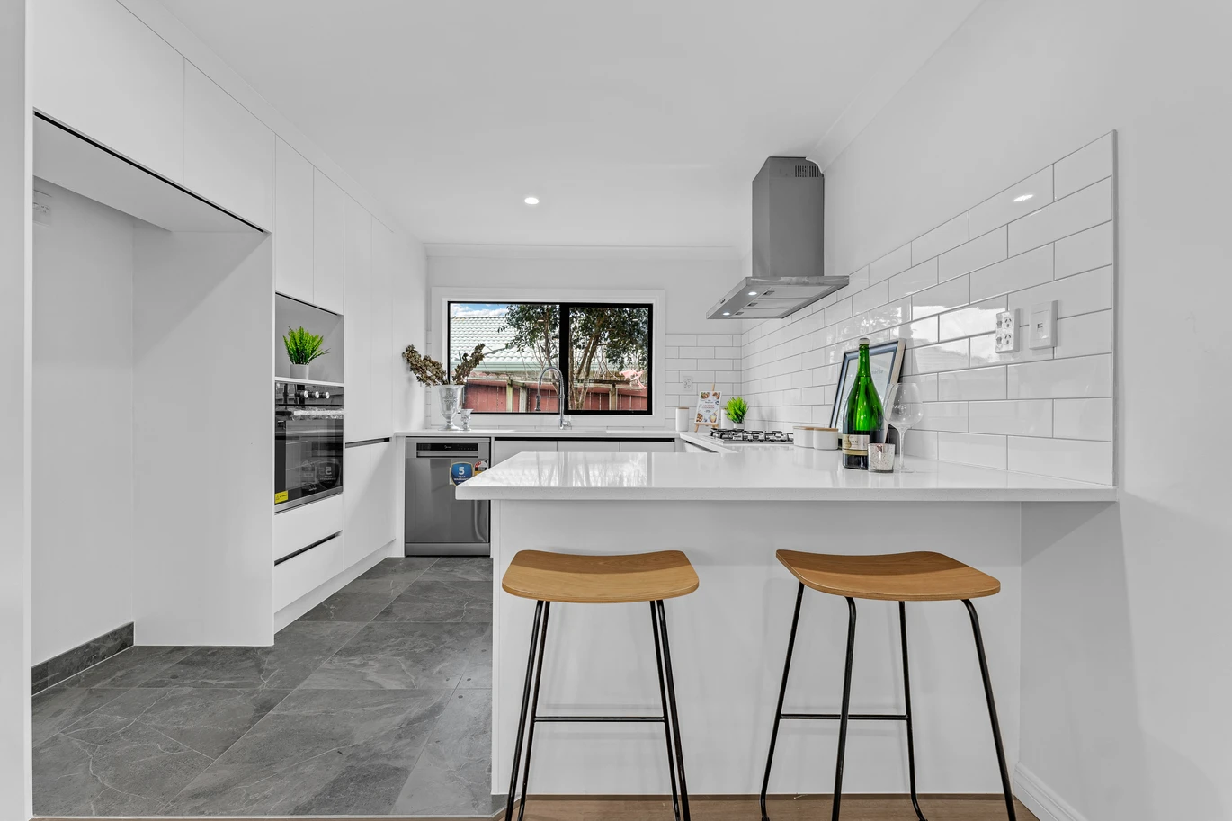 26 Glenveagh Park Drive Weymouth, Auckland