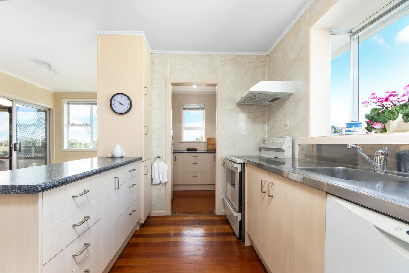 6 Keats Place, Blockhouse Bay, Auckland