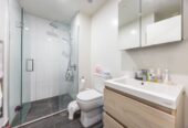 Way below CV, 51m2 freehold 2 beds (one is a versatile flexi-room) 1 bath apartment, Currently Rented for $630/week, 607/70 Anzac Avenue, Auckland Central, Auckland
