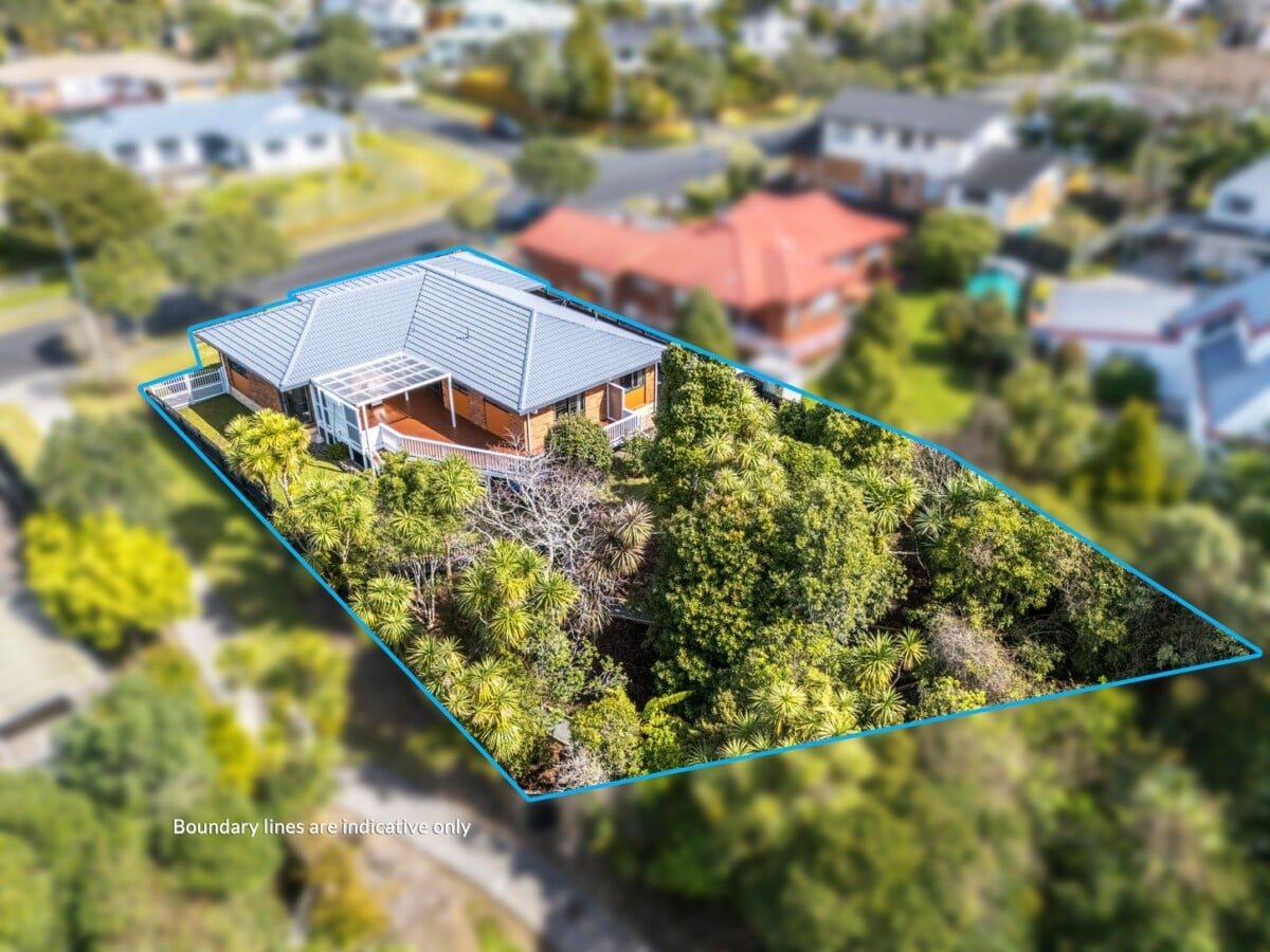 14 Rhinevale Close, Henderson, Auckland