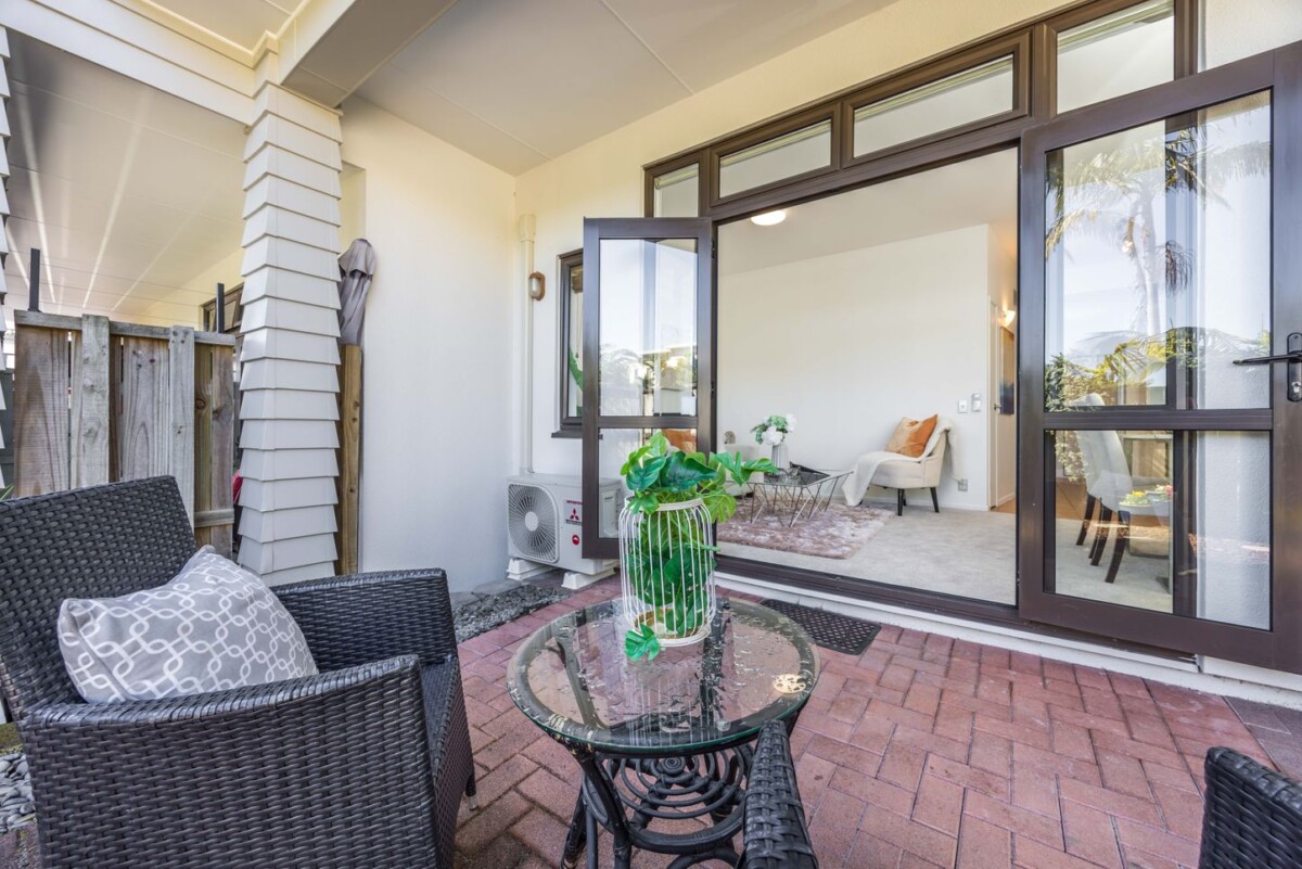 99/92 Bush Road, Albany, Auckland