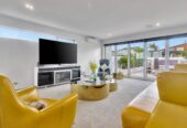 Zone for and walks to Macleans College and BBI, 4 beds house on 680m2 section, 55 Waller Avenue, Bucklands Beach, Auckland