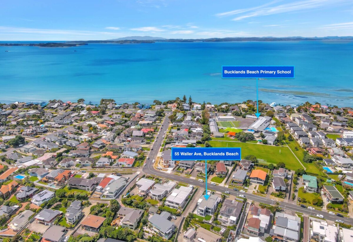 Zone for and walks to Macleans College and BBI, 4 beds house on 680m2 section, 55 Waller Avenue, Bucklands Beach, Auckland