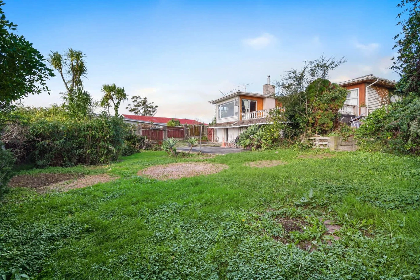 The Ultimate Development Potential, Totalling 11 residential units with 11 dedicated car spaces, Pending RC, BC, EPA, 85 Glengarry Road, Glen Eden, Auckland