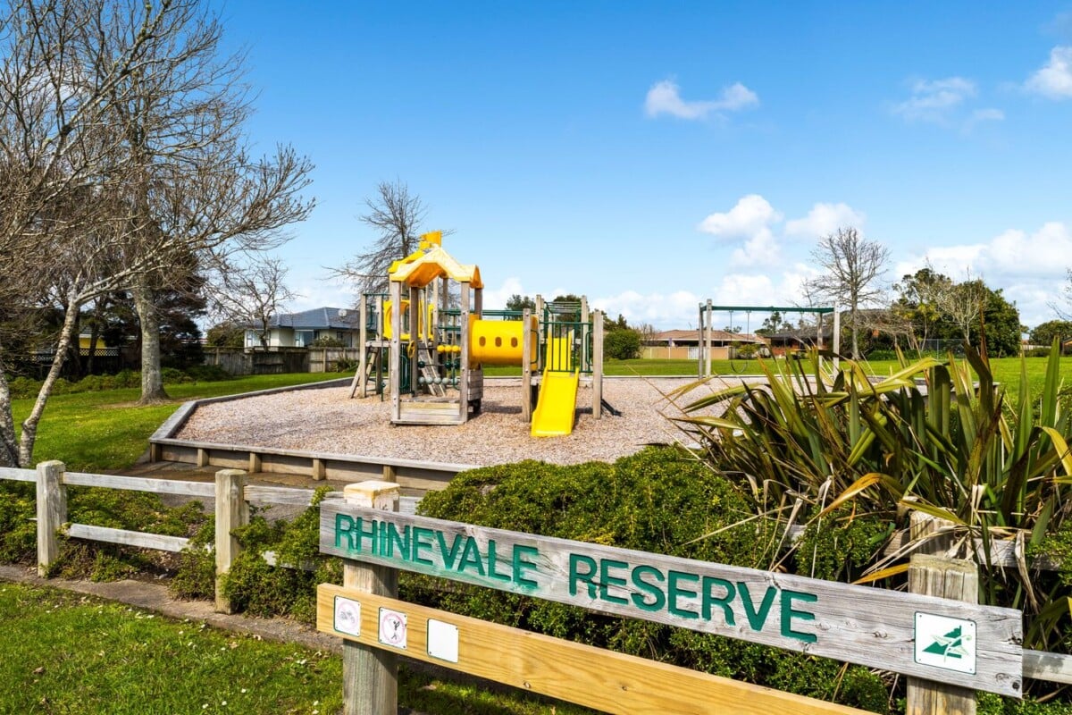 14 Rhinevale Close, Henderson, Auckland