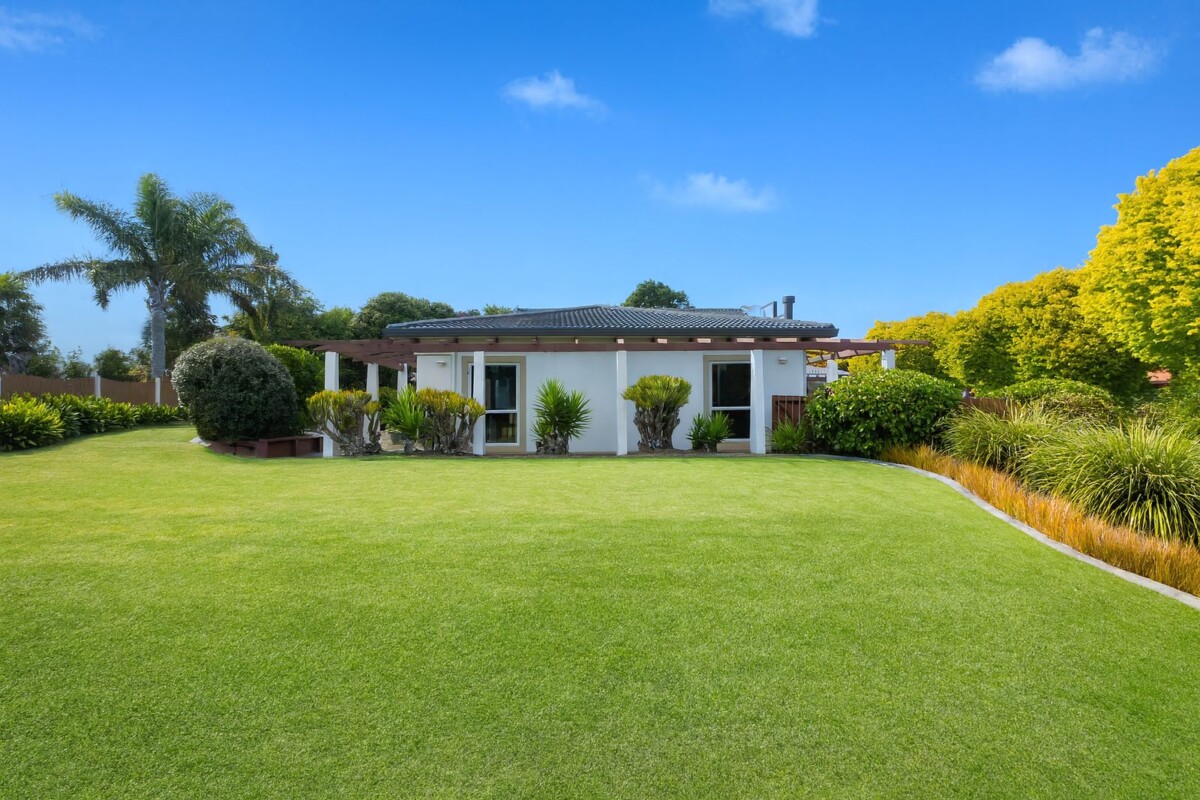 41 Sunny Crescent, Huapai, Auckland