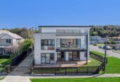 58 The Esplanade, Eastern Beach, Auckland